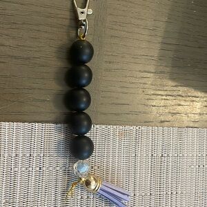 Keychain with rose pendant